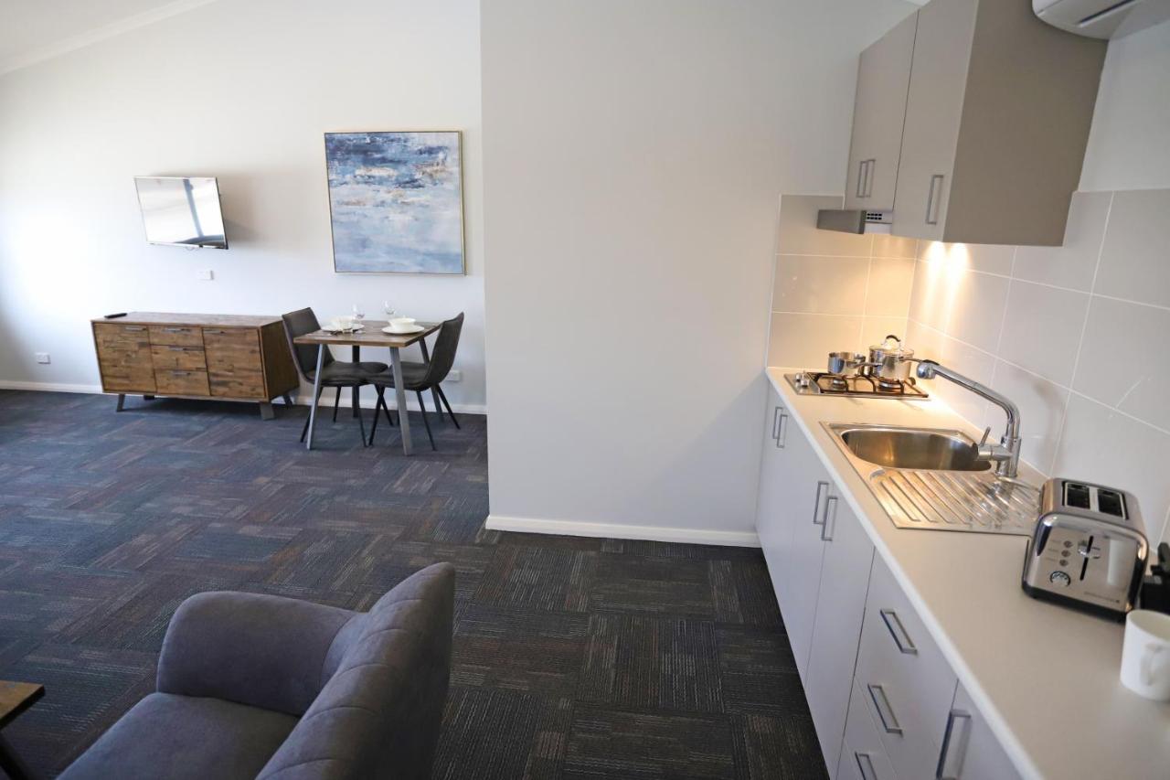 Eastend Studio Apartments Dubbo Bagian luar foto